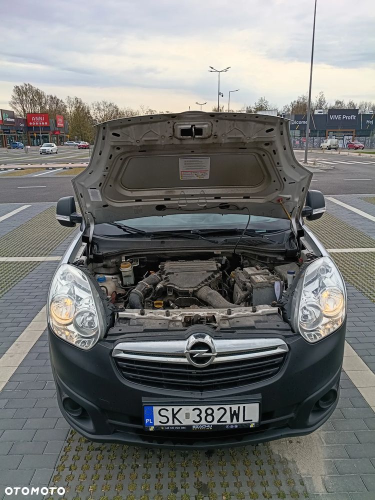 Opel Combo - 17