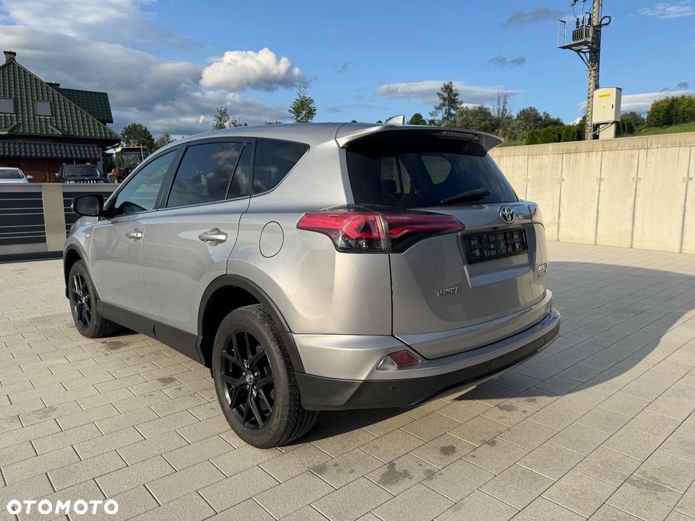 Toyota RAV4 Hybrid Premium 4x2 - 6