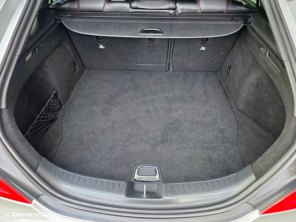 Mercedes-Benz CLA 180 d Shooting Brake AMG Line Aut. - 59