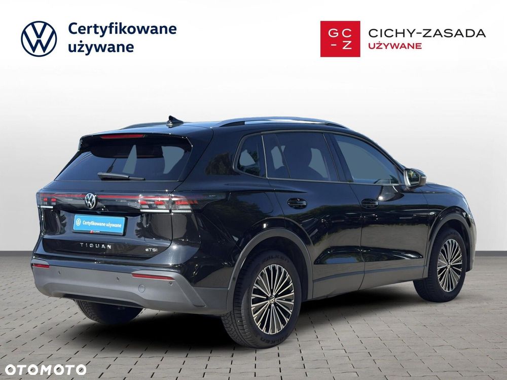 Volkswagen Tiguan - 6