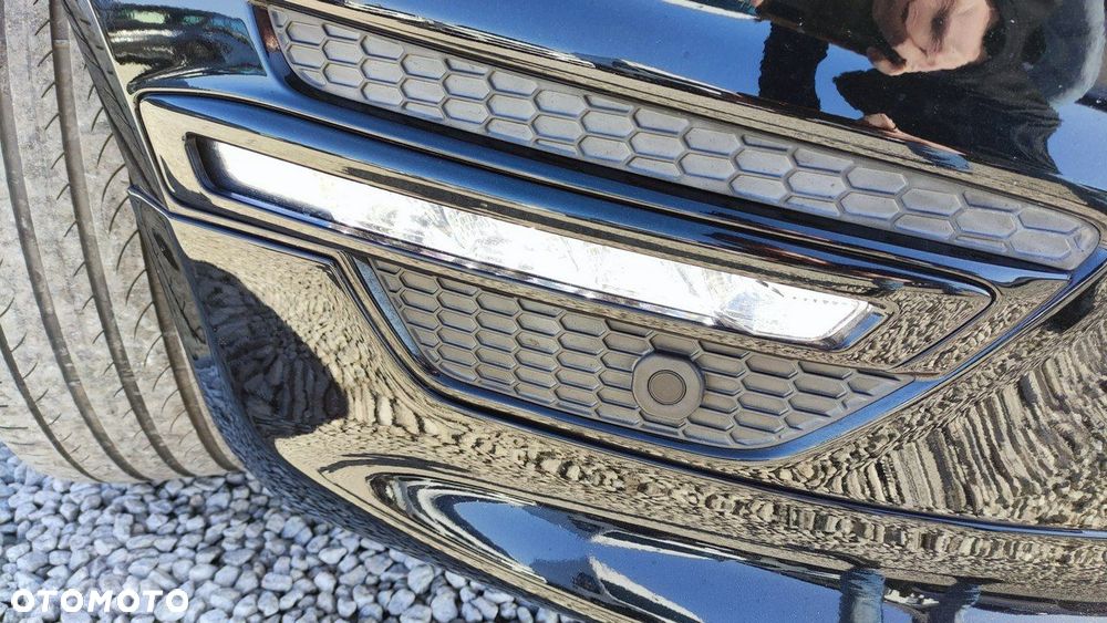 Ford S-Max - 18