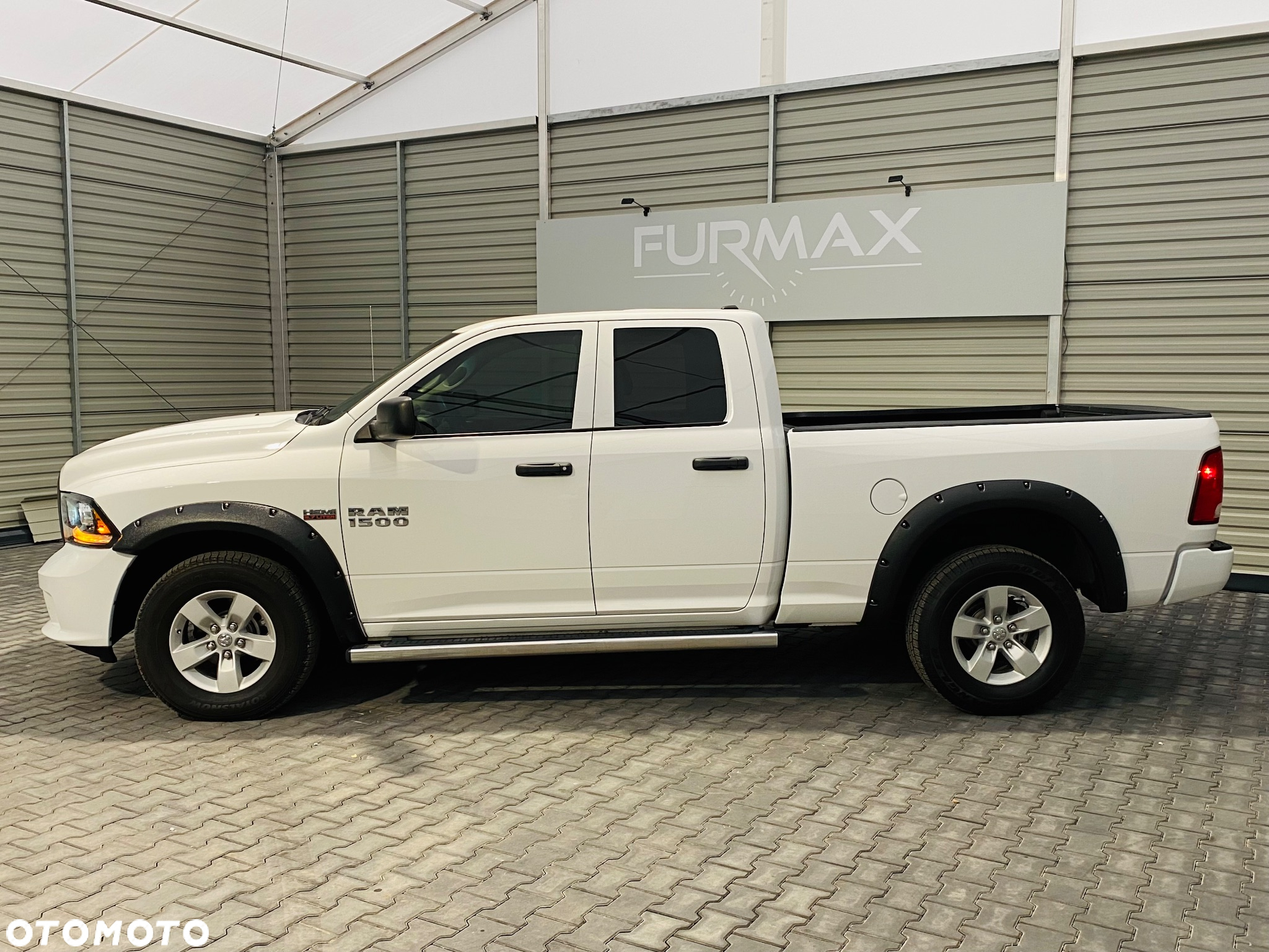 RAM 1500 5.7 Quad Cab Longbed Laramie Sport