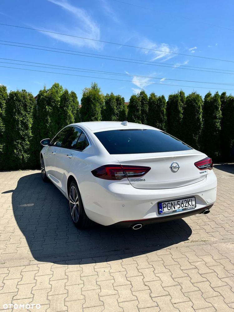 Opel Insignia CT 2.0 T 4x4 Exclusive S&S - 12