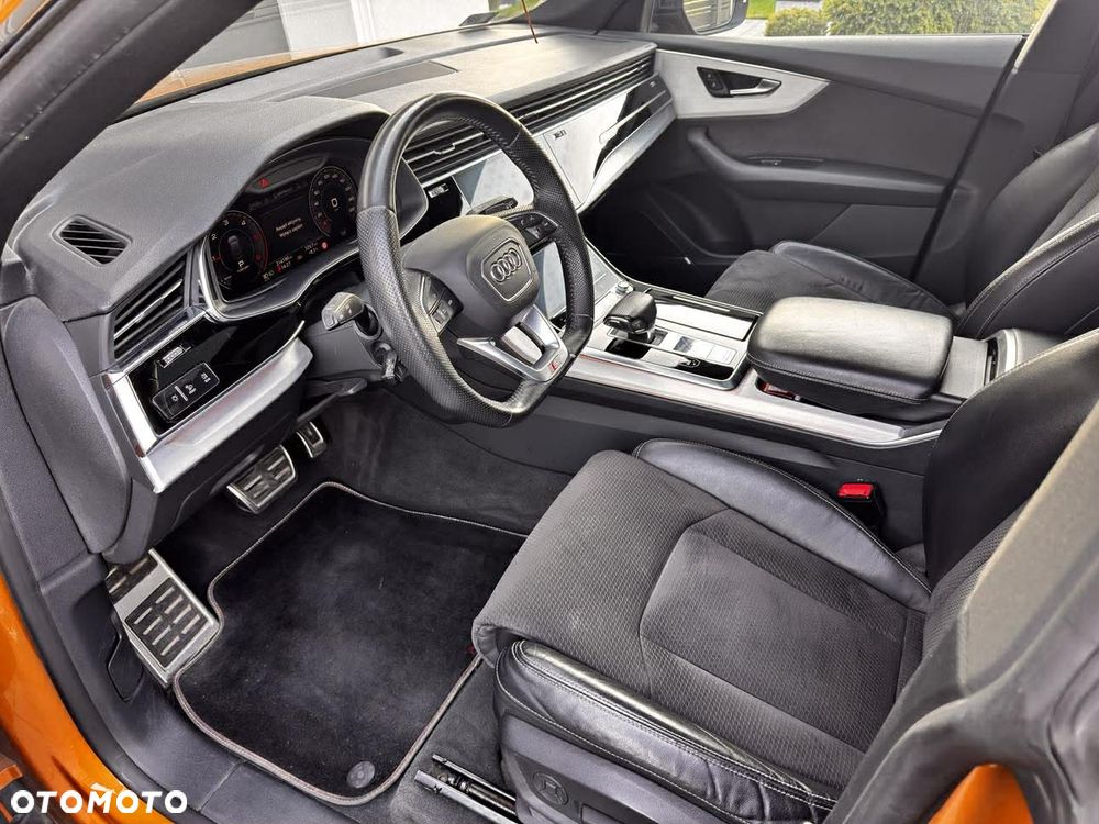 Audi Q8 - 16