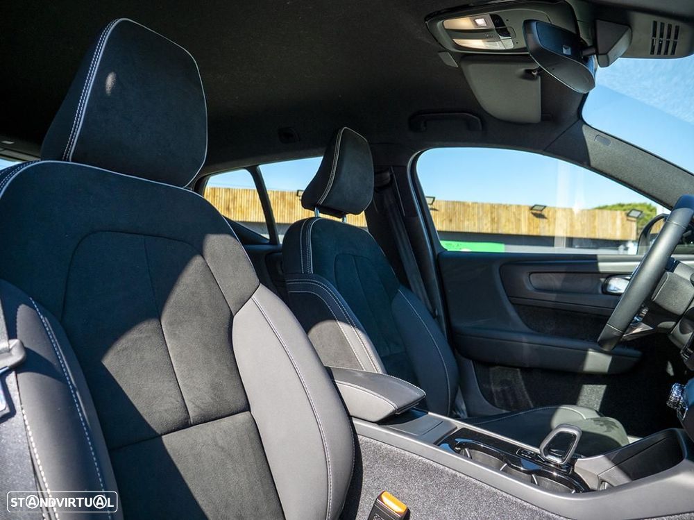 Volvo XC 40 Recharge Pro - 17