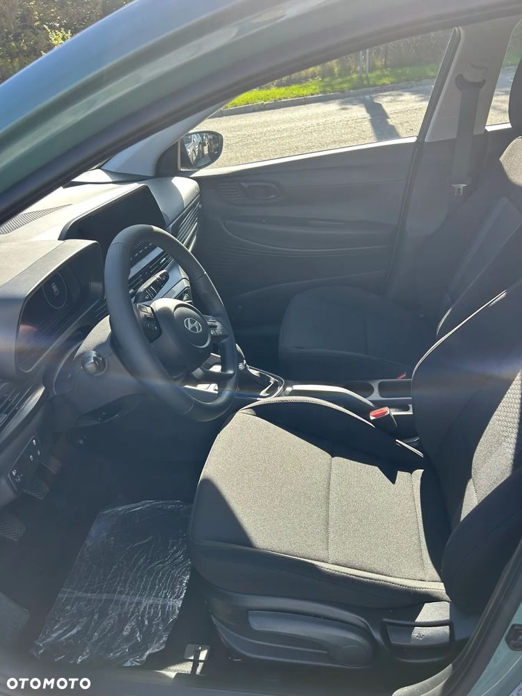 Hyundai i20 1.2 Modern - 10