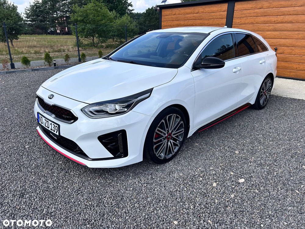 Kia ProCeed 1.6 T-GDI GT DCT - 1