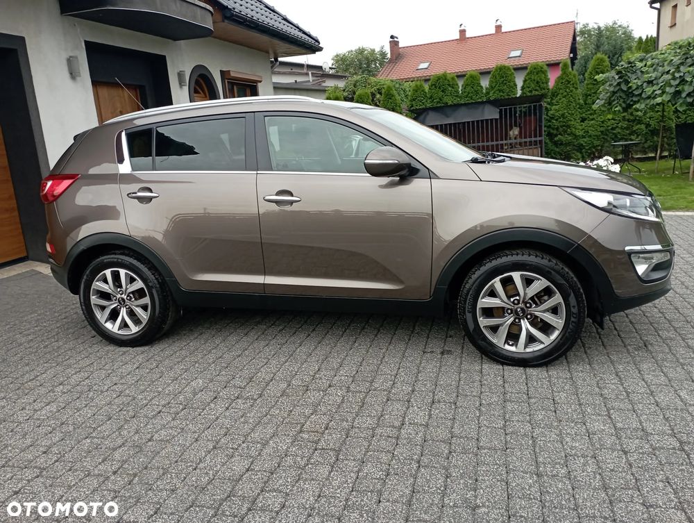 Kia Sportage 2.0 CVVT 2WD Attract - 11