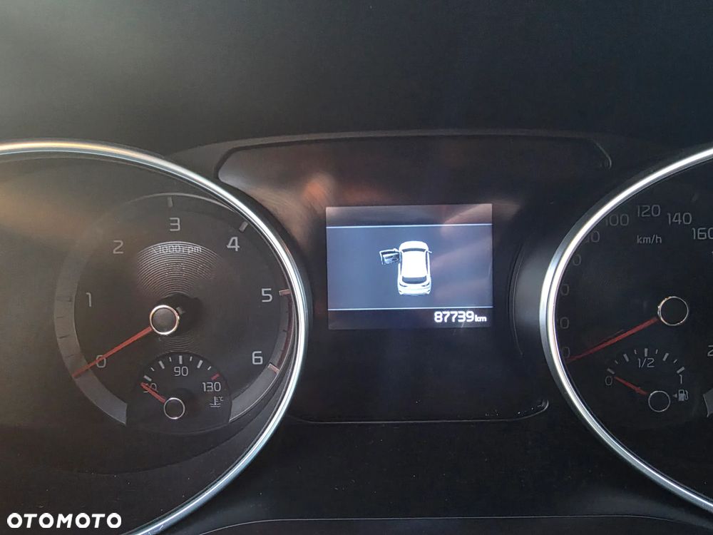Kia Ceed 1.6 CRDi mHEV M DCT - 14