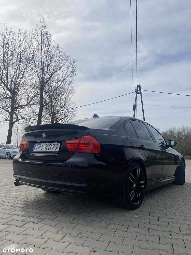 BMW Seria 3 320d - 4