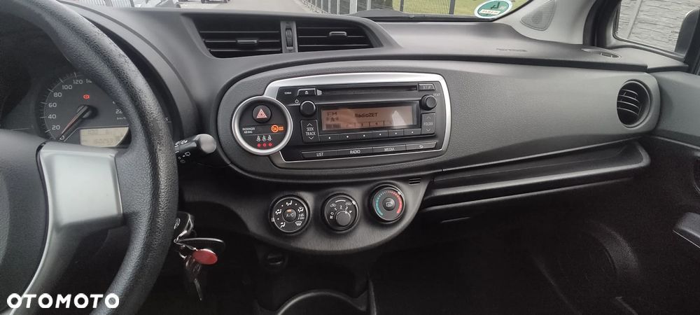 Toyota Yaris 1.0 VVT-i Life - 14