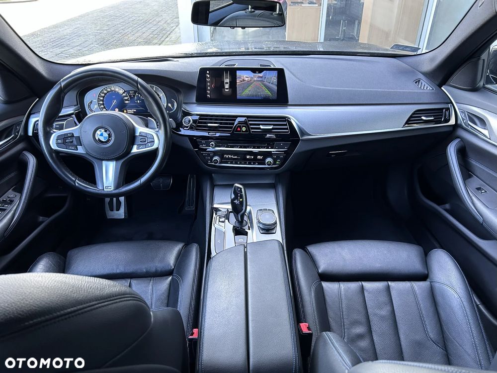 BMW Seria 5 520d xDrive M Sport sport - 19