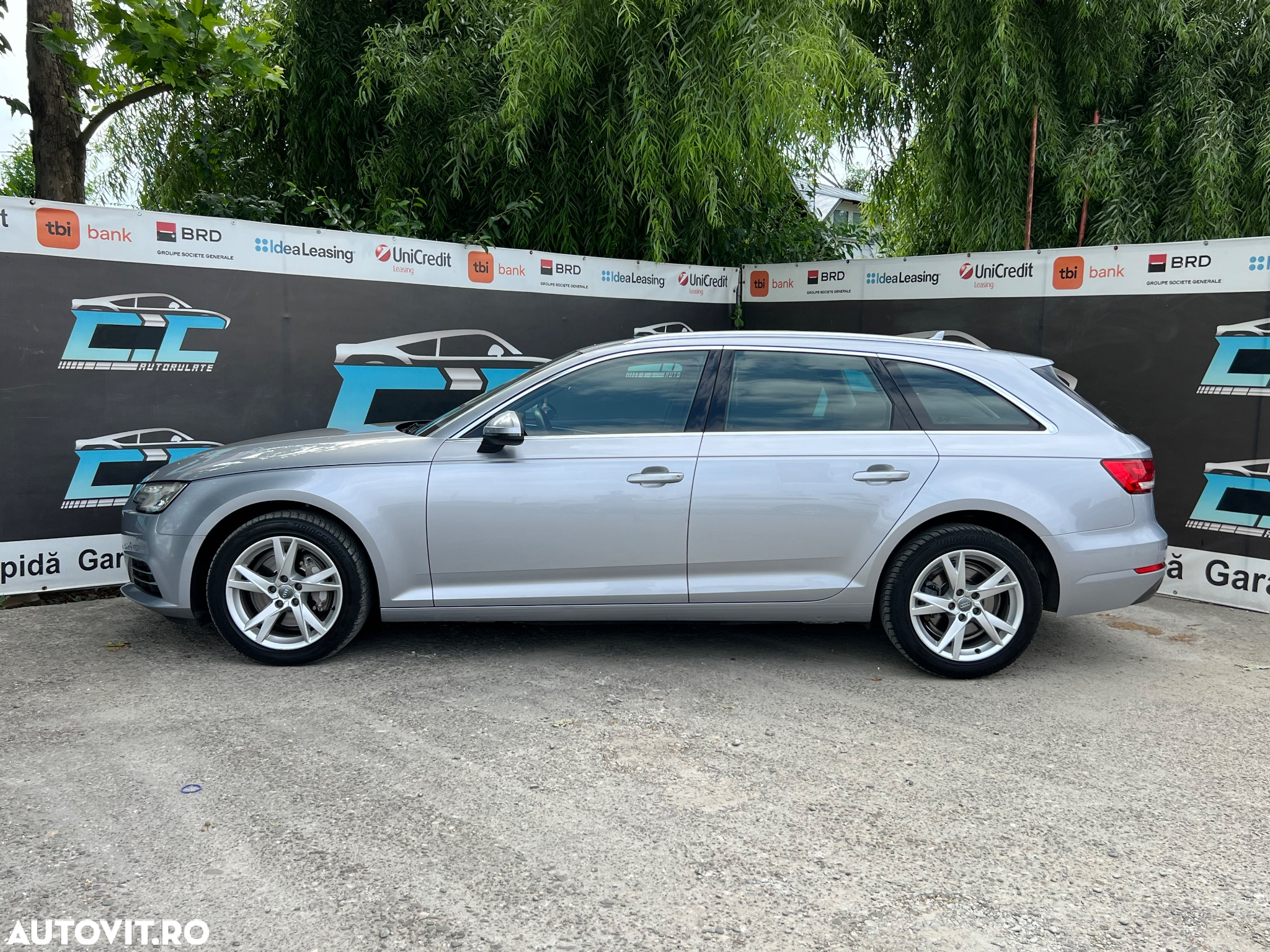 Audi A4 Avant 2.0 TDI S tronic Sport - 27