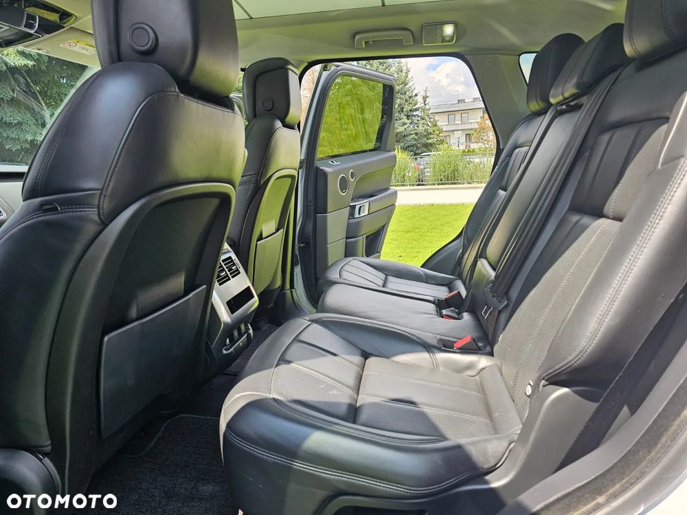 Land Rover Range Rover Sport - 12