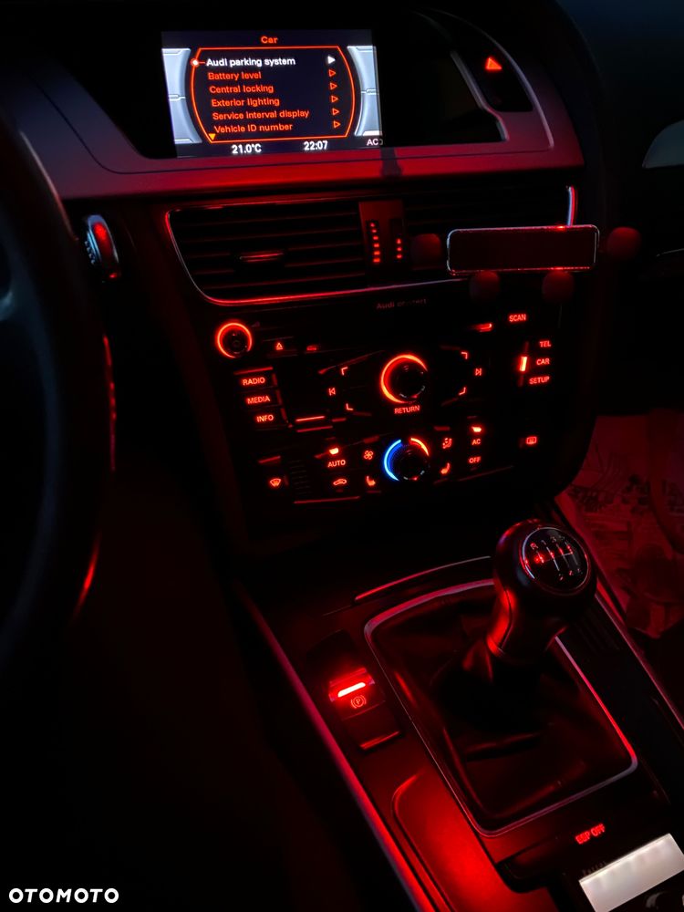 Audi A4 Limousine 2.0 TDI - 11