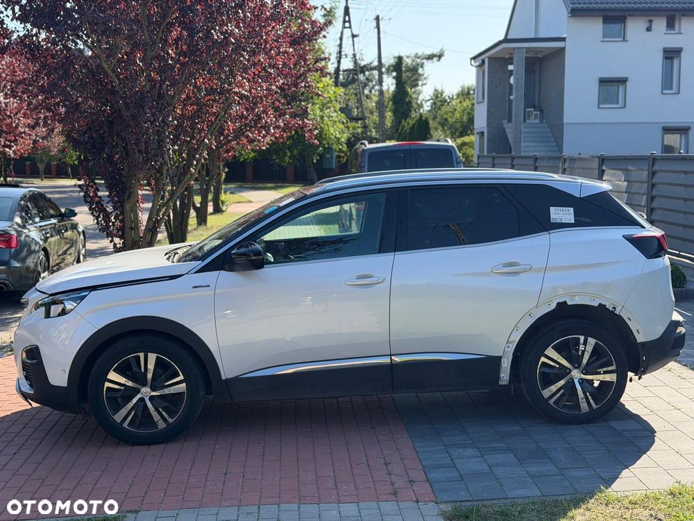 Peugeot 3008 1.2 PureTech Allure S&S - 8