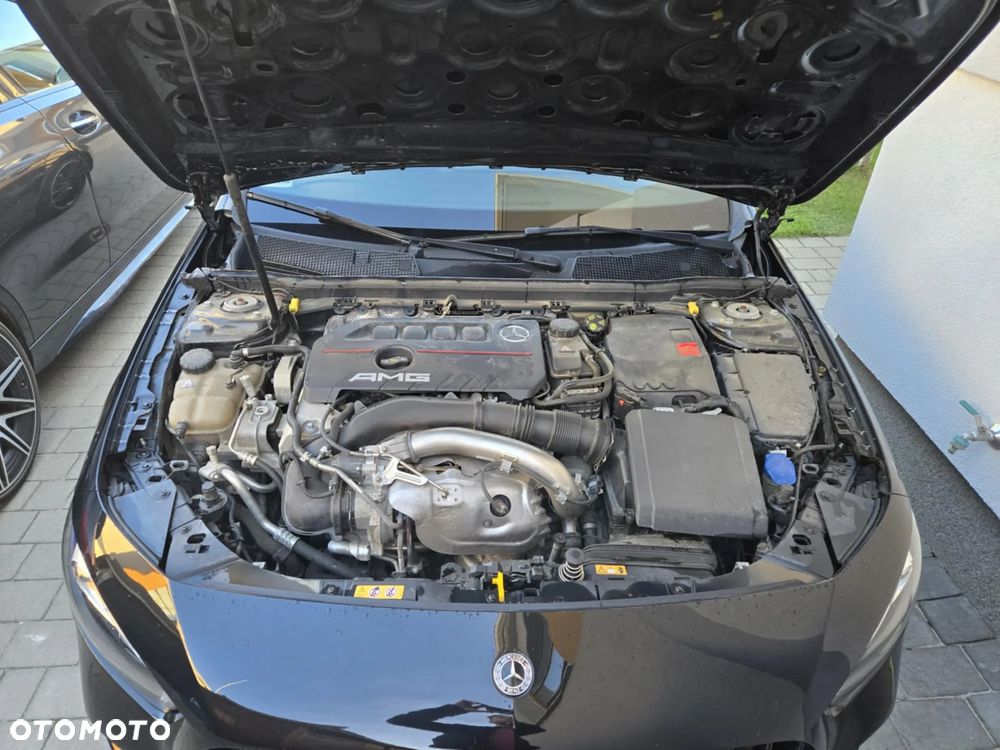 Mercedes-Benz Klasa A 35 AMG 4-Matic 7G-DCT - 11