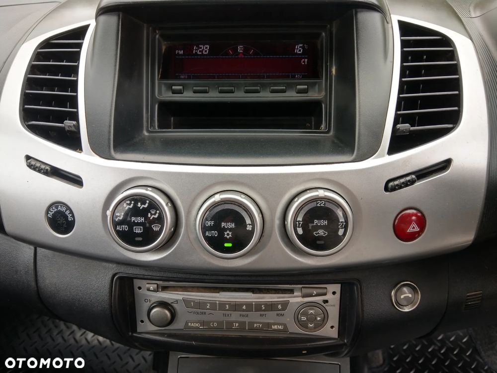 Mitsubishi L200 - 14