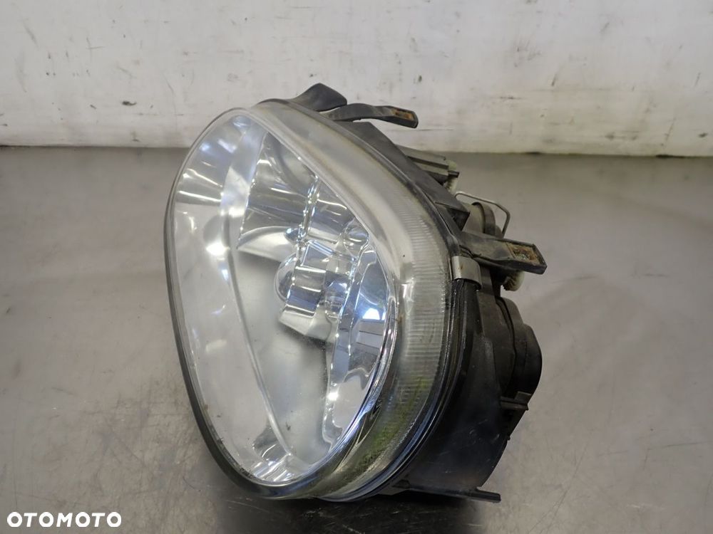 LAMPA LEWA PRZEDNIA VOLKSWAGEN GOLF IV - 2