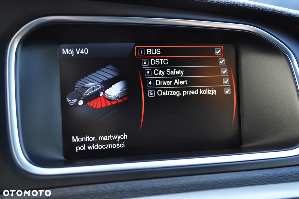 Volvo V40 D2 Momentum - 21