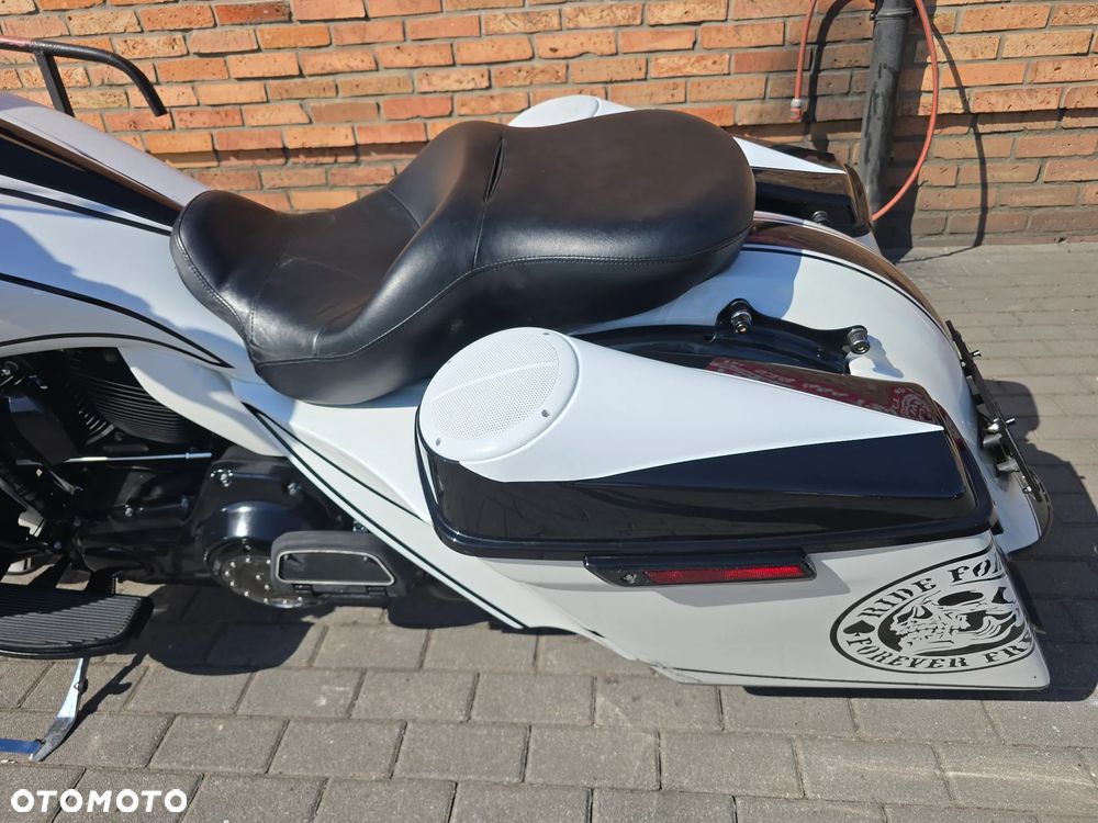 Harley-Davidson FLHS Electra Glide - 19