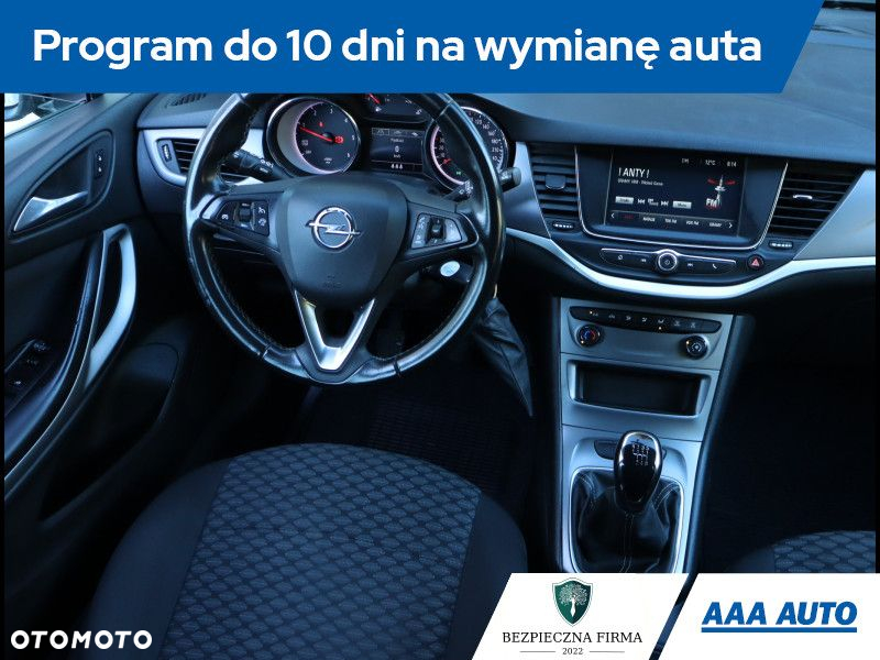 Opel Astra - 8