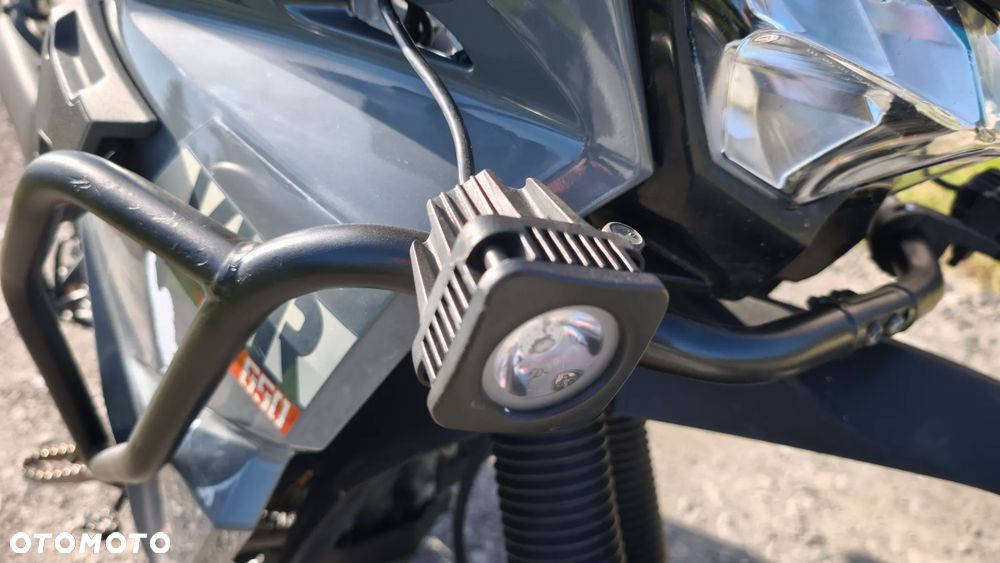 Kawasaki KLR - 27