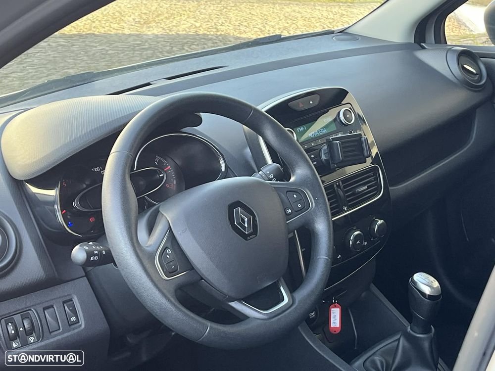 Renault Clio IV Van 1.5 dCi 75cv - 8