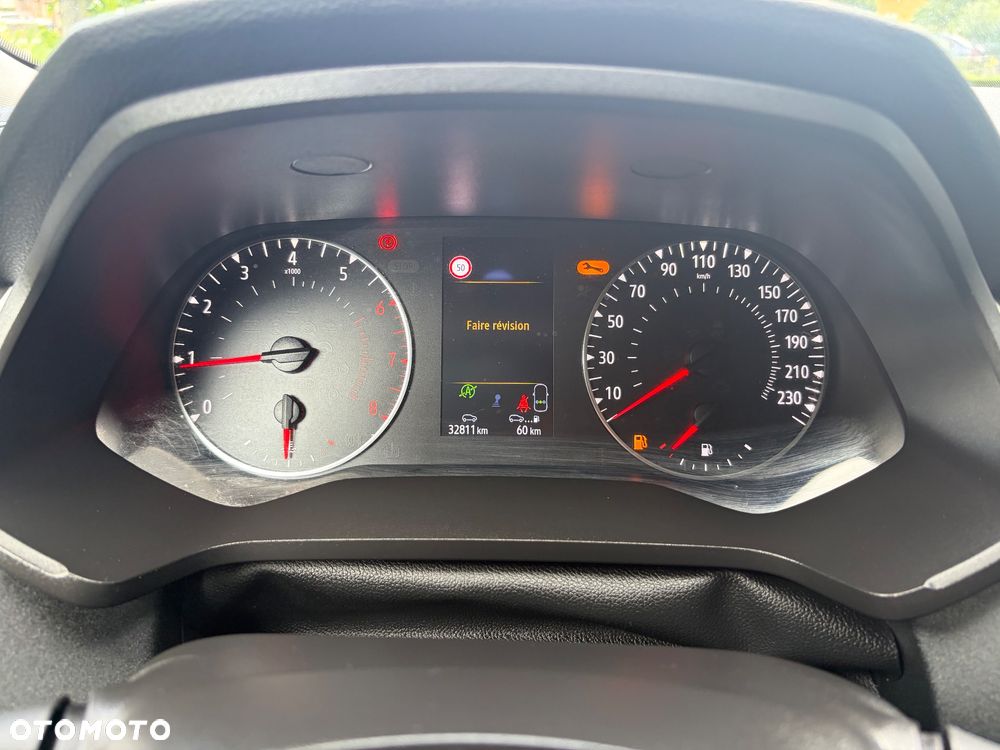 Renault Captur - 32