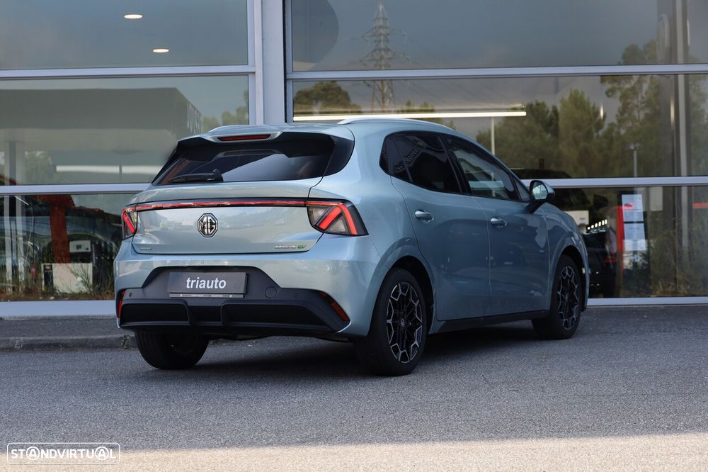 MG MG4 Urban 54 kWh Premium - 32