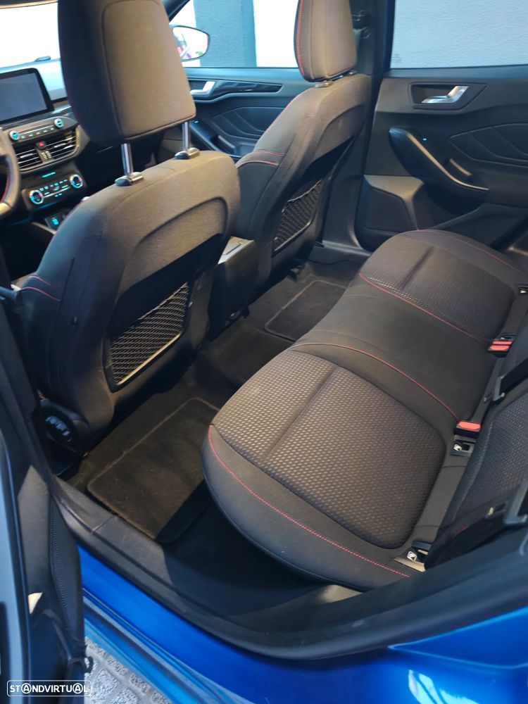 Ford Focus 1.0 EcoBoost ST-Line - 17