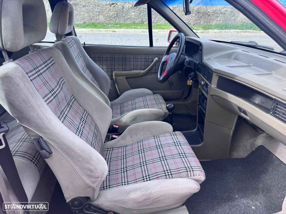 Opel Kadett Cabrio 1.6 - 6