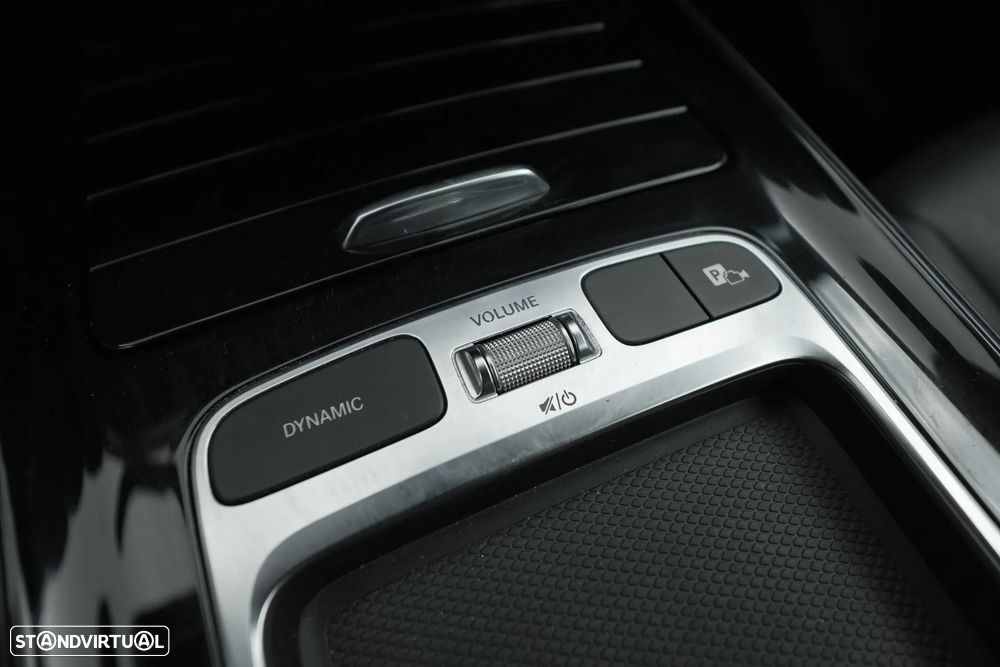 Mercedes-Benz GLB 200 Style - 25