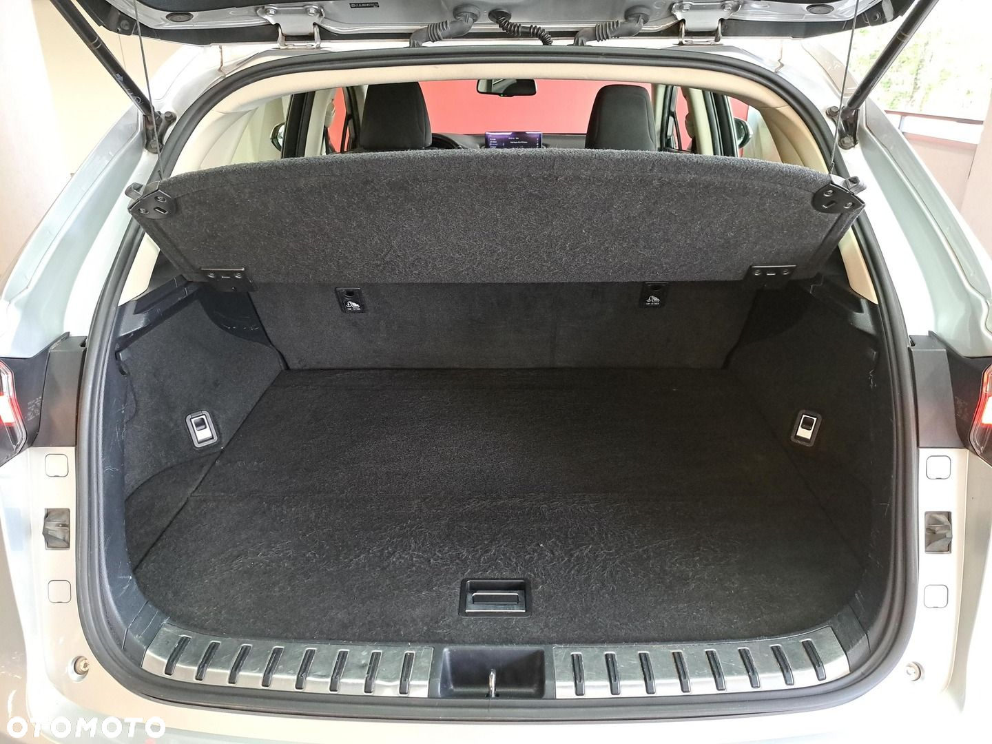Lexus NX - 12