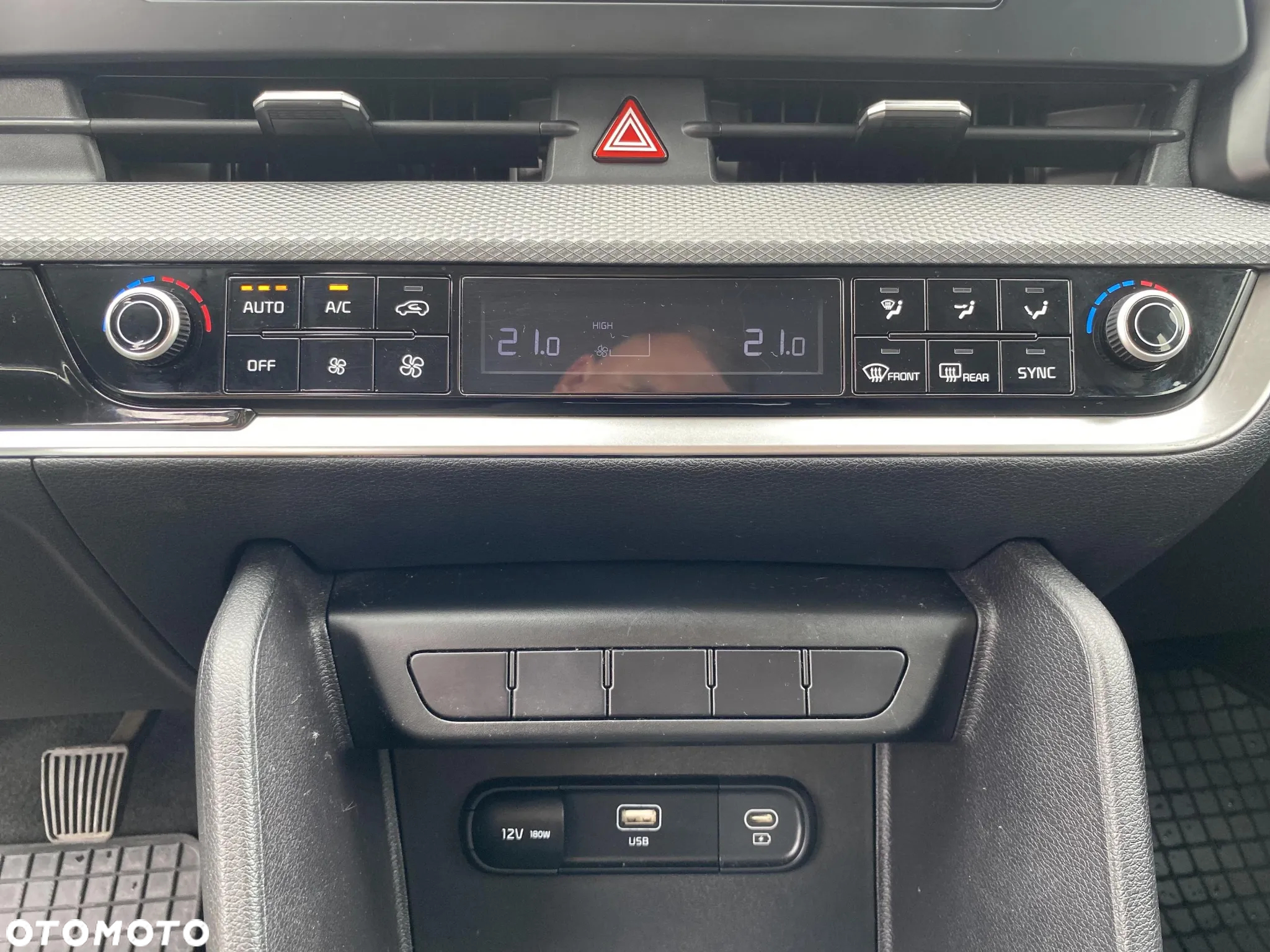Kia Sportage 1.6 T-GDI M 2WD - 19