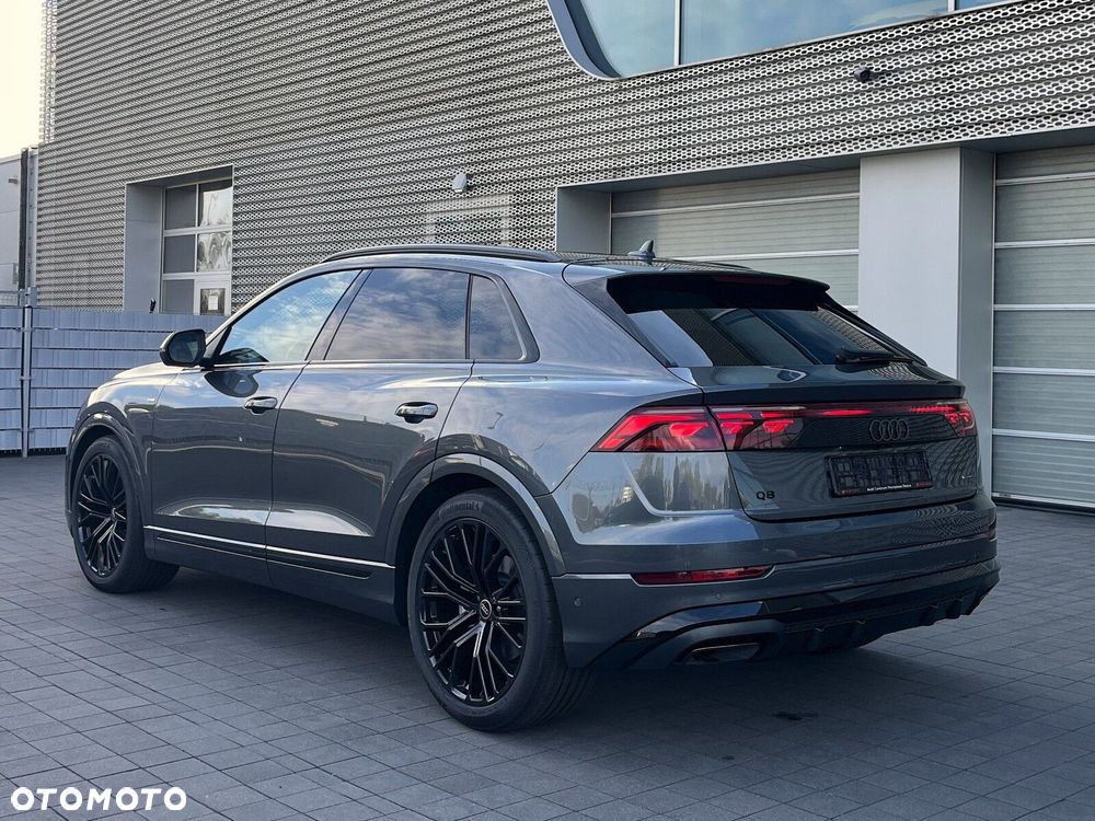 Audi Q8 - 4