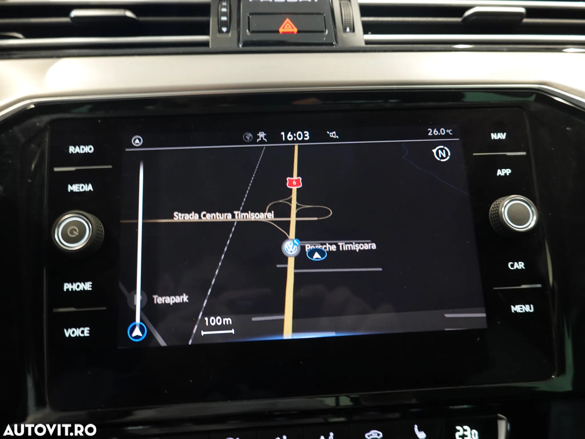 Volkswagen Passat Variant 2.0 TDI DSG Highline - 27