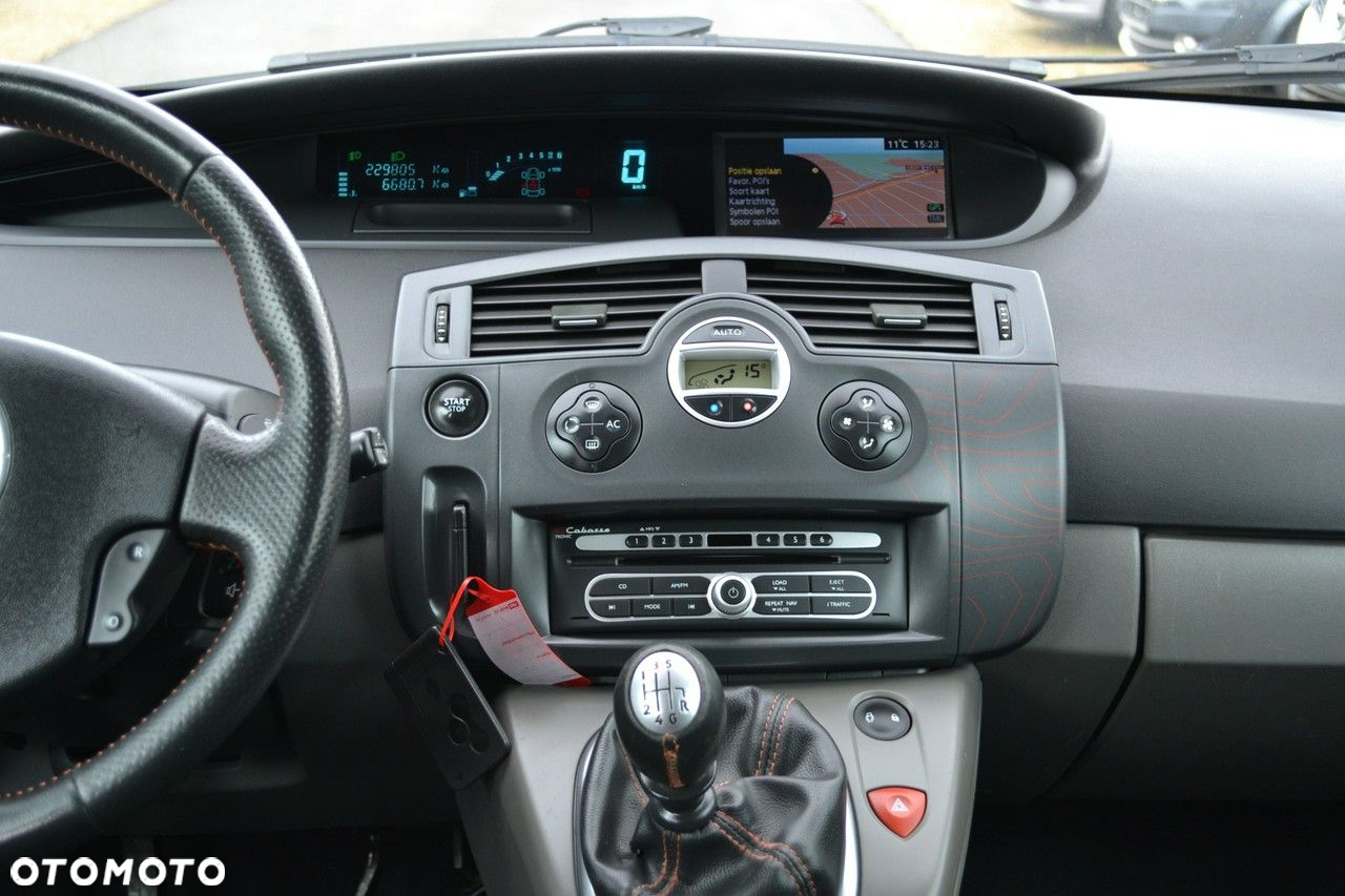 Renault Scenic Conquest - 10