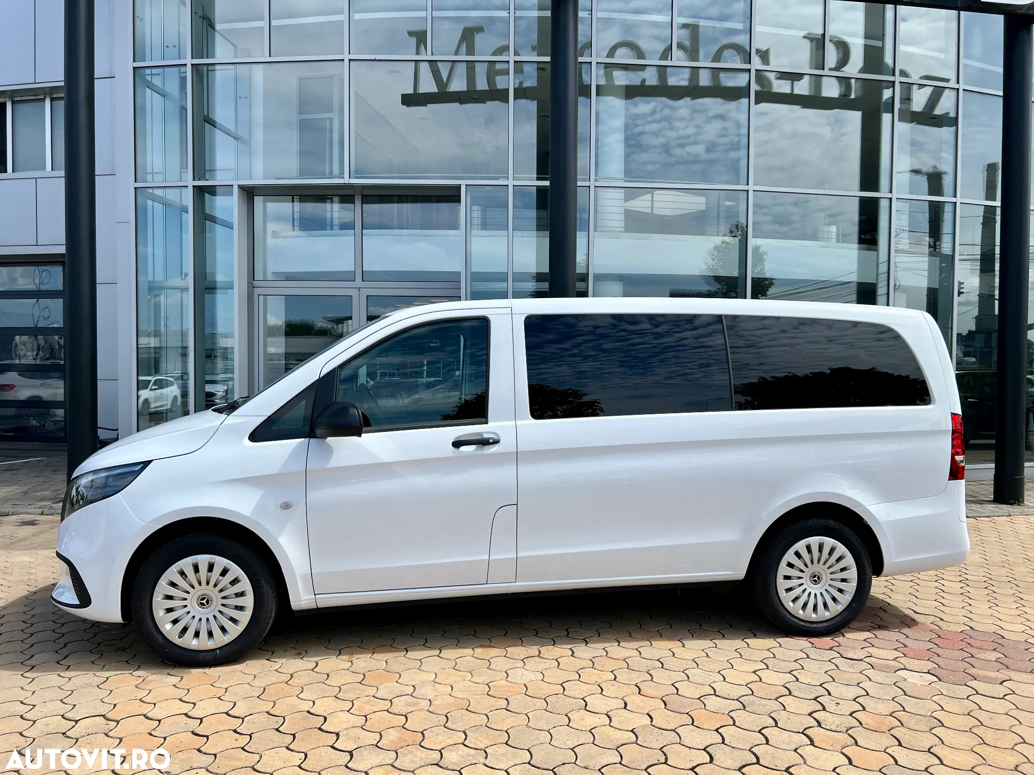 Mercedes-Benz Vito 114 CDI Tourer Lang HA Aut. PRO - 2