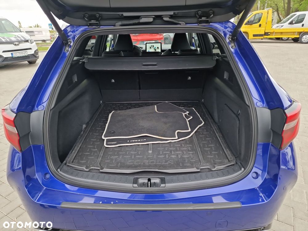 Toyota Corolla 2.0 Hybrid Style - 20