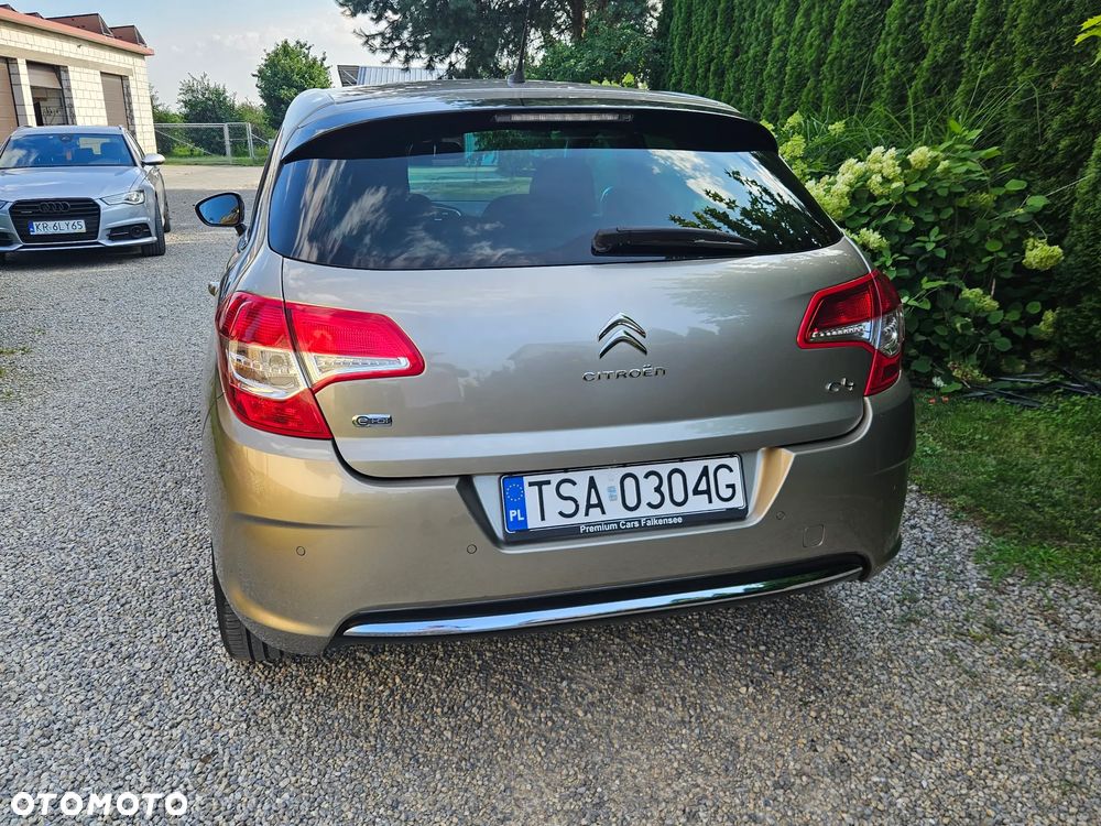 Citroën C4 HDi 115 Exclusive - 5