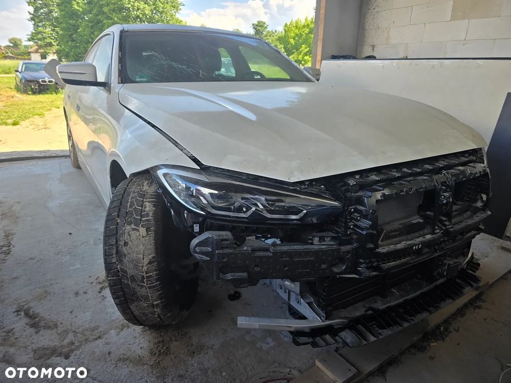 BMW i4 80.7kWh eDrive 40 - 5