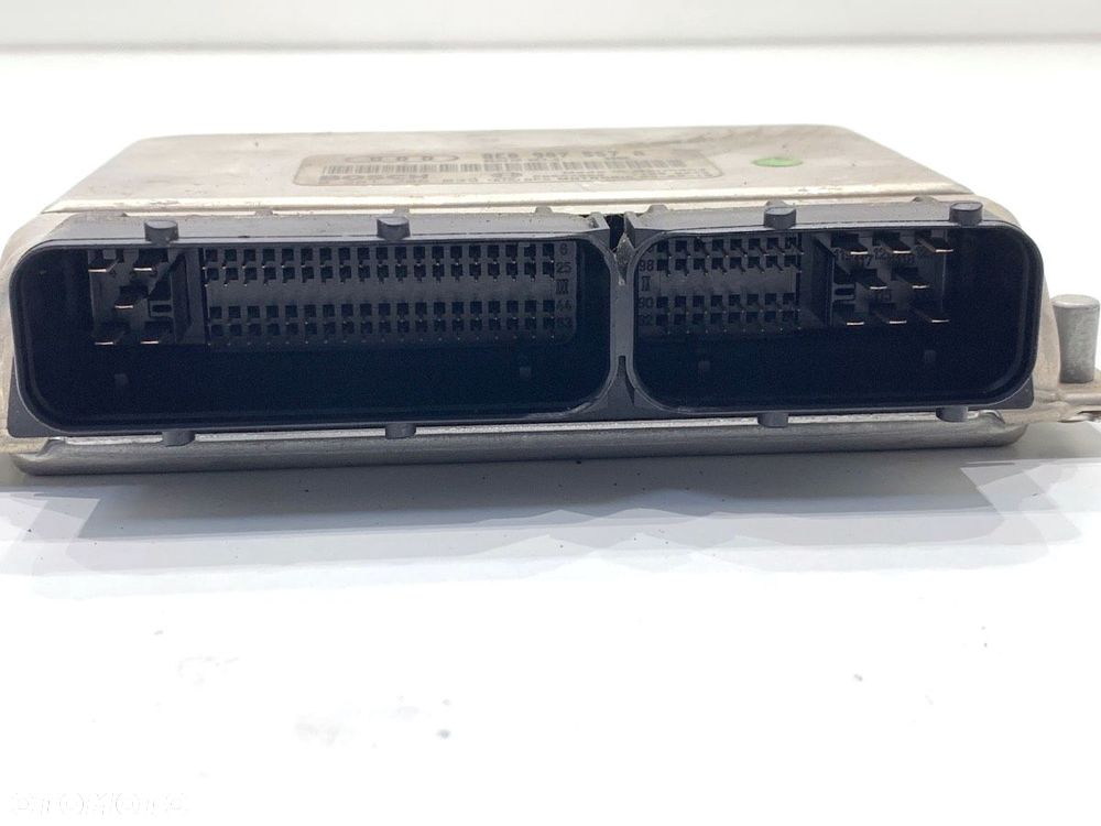 KOMPUTER SILNIKA  AUDI A4 B6 (8E2) 2000 - 2005 2.0 96 kW [130 KM] benzyna 2000 - 2004 0261206039 - 3