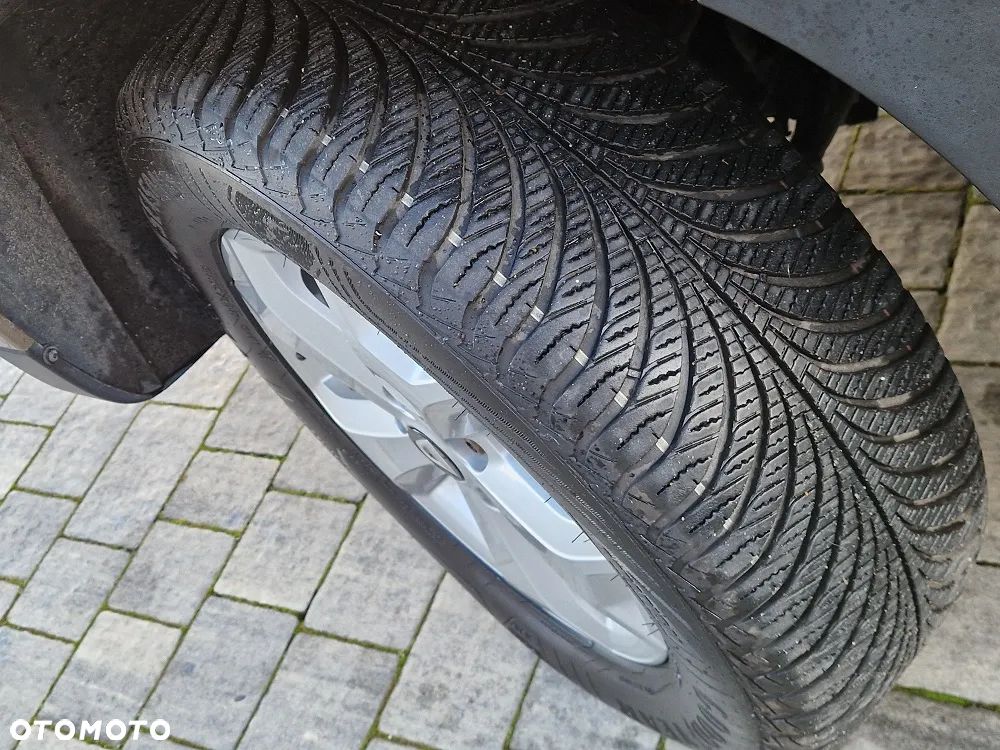 Dacia Duster SCe 115 4x2 Laureate - 31