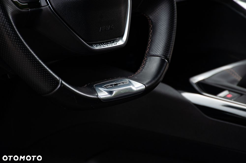 Peugeot 3008 PureTech 130 Stop & Start Allure - 32