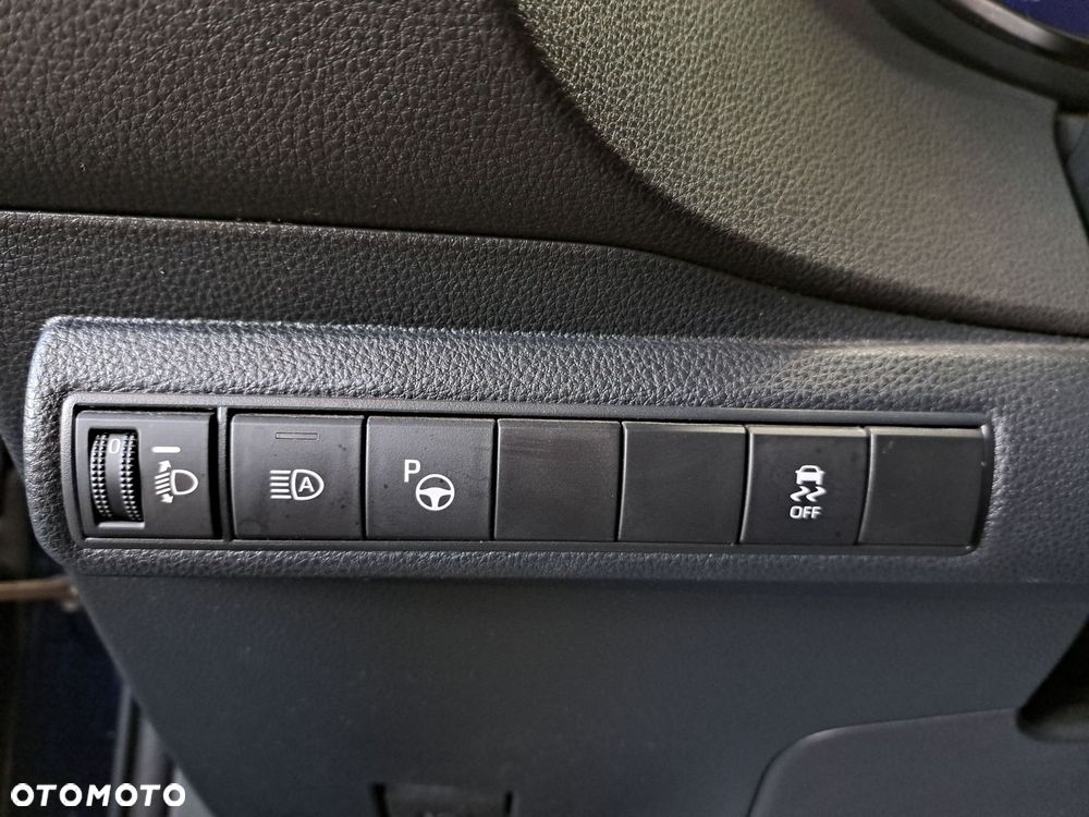 Toyota Corolla 1.8 Hybrid Comfort - 32