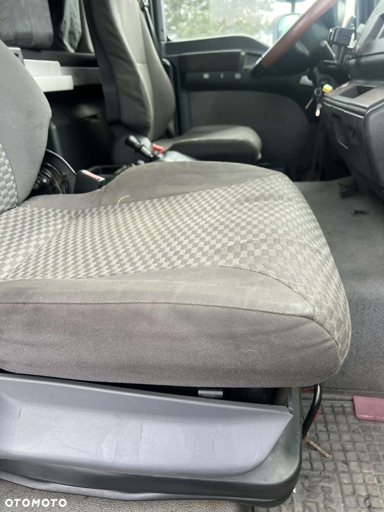 Fotel pasażera / FOTEL PRAWY Man TGL EURO 4 pneumatyczny !! WYSYŁKA - 4