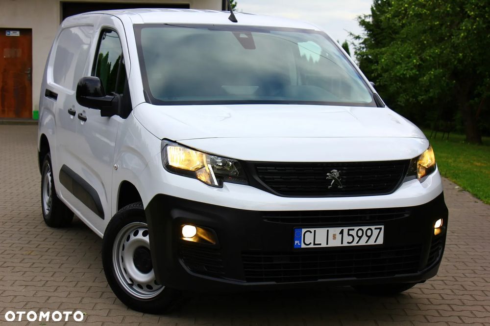 Peugeot PARTNER 1.5HDI 130KM AUTOMAT 8 BIEGÓW LONG DŁUGI 3 OSOBOWY PERFEKT AUTO NAVIGACJA KAMERY,ASYSTENTY,VF23% - 4