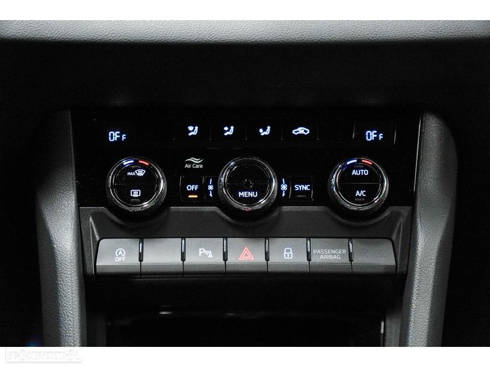 Skoda Karoq 1.0 TSI Sportline - 30