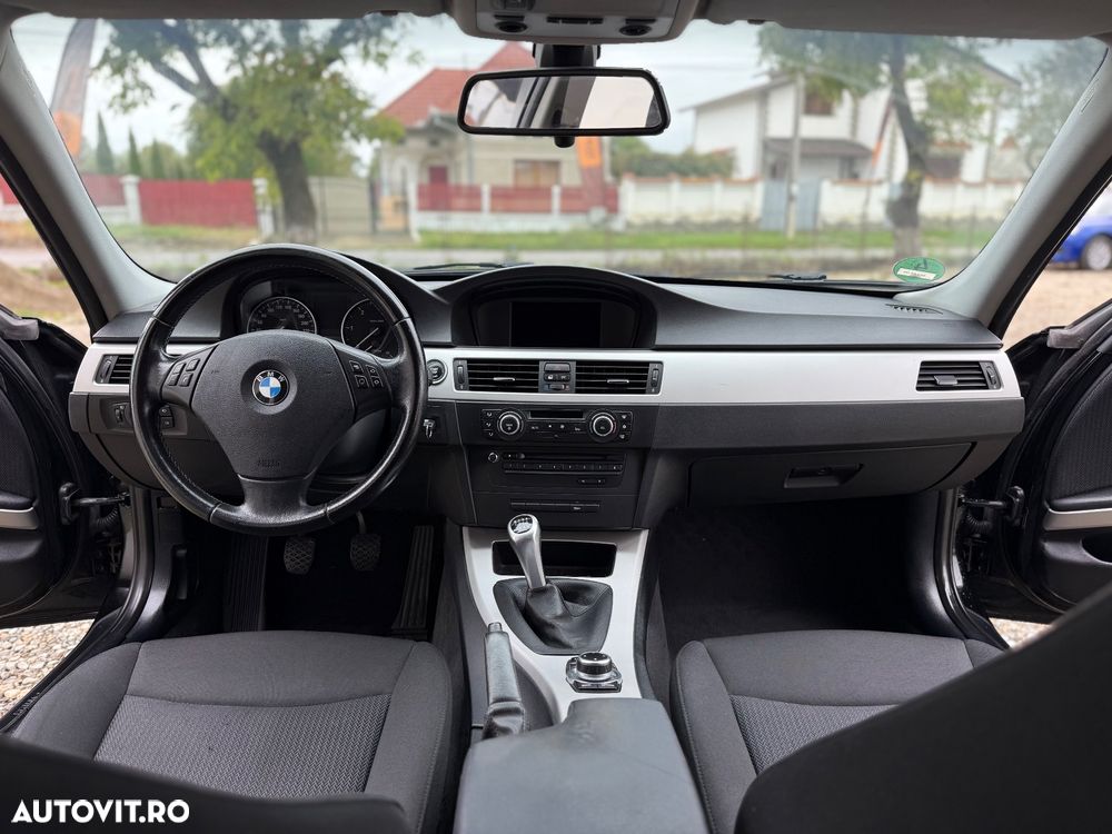BMW Seria 3 318d - 5